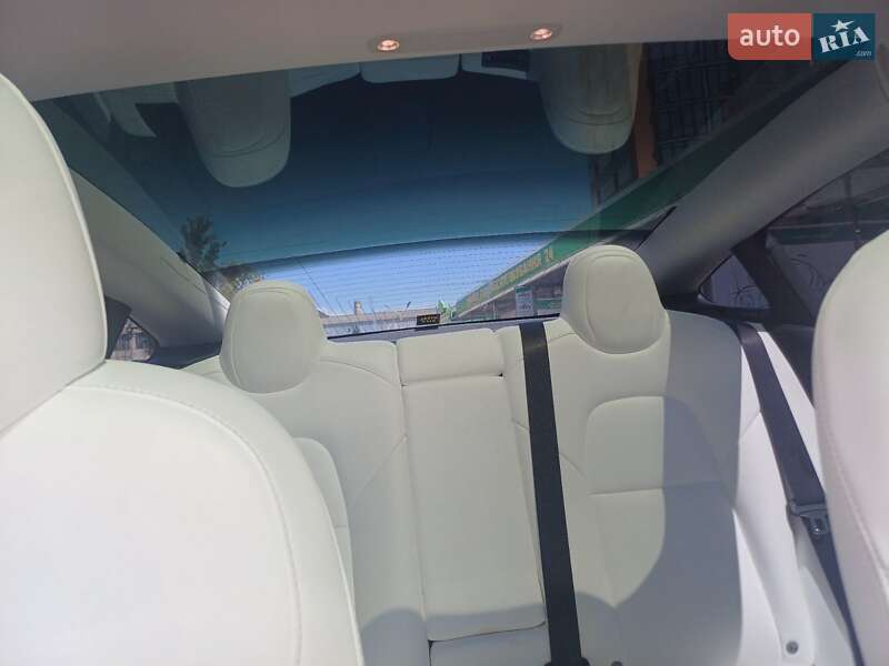 Седан Tesla Model 3 2019 в Ивано-Франковске фото 23 Седан Tesla Model 3 2019 в Ивано-Франковске