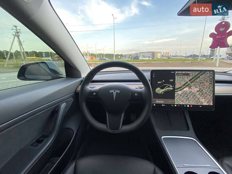 Седан Tesla Model 3 2020 в Луцьку