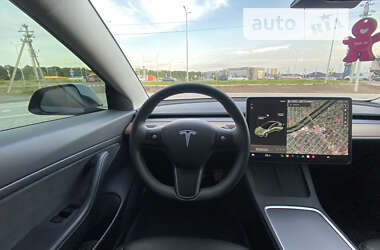 Седан Tesla Model 3 2021 в Луцьку