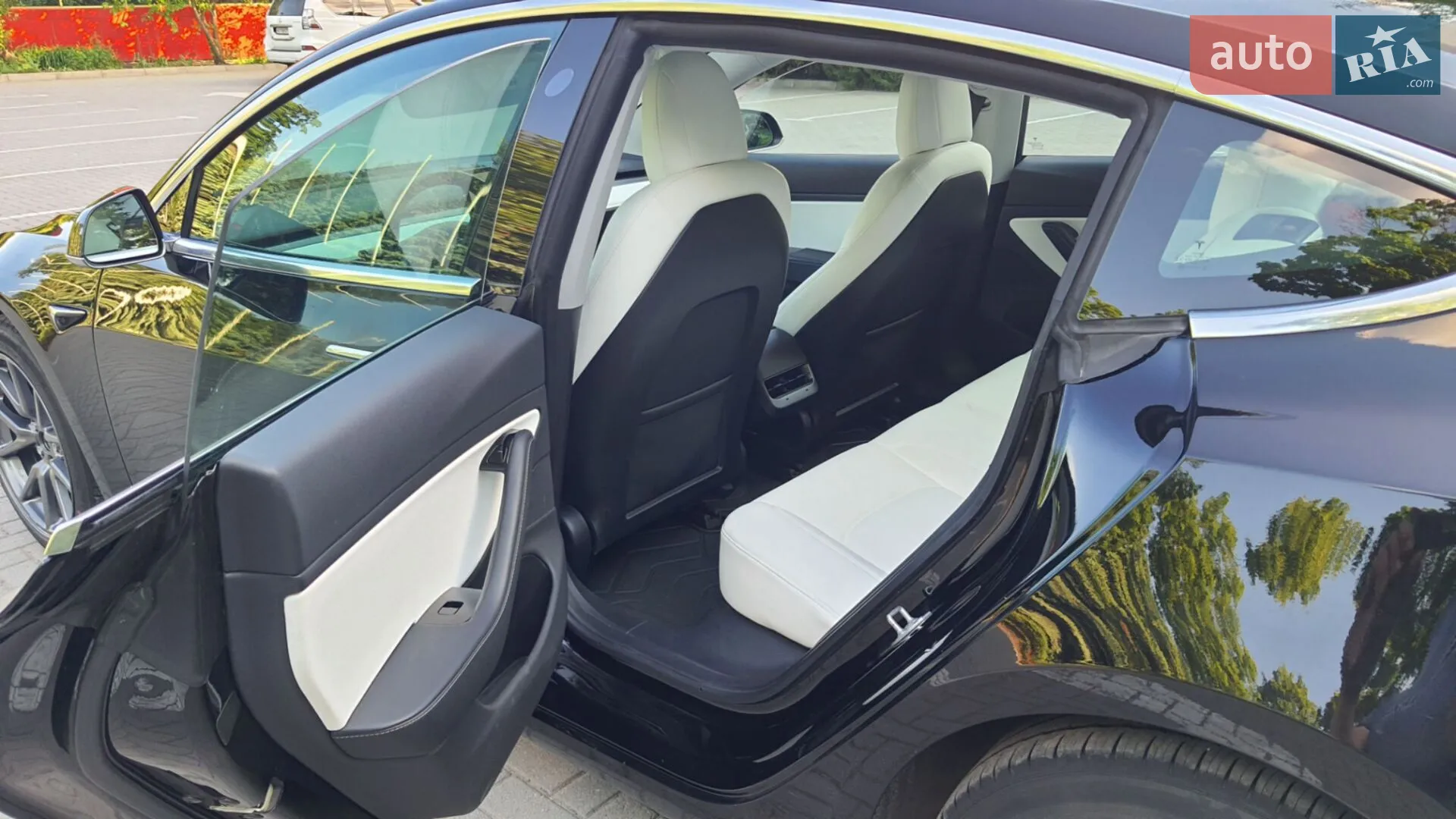 2020 Tesla Model 3 - мініатюра 11