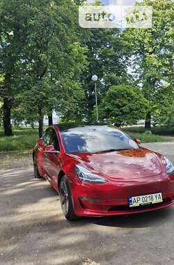 Седан Tesla Model 3 2019 в Киеве