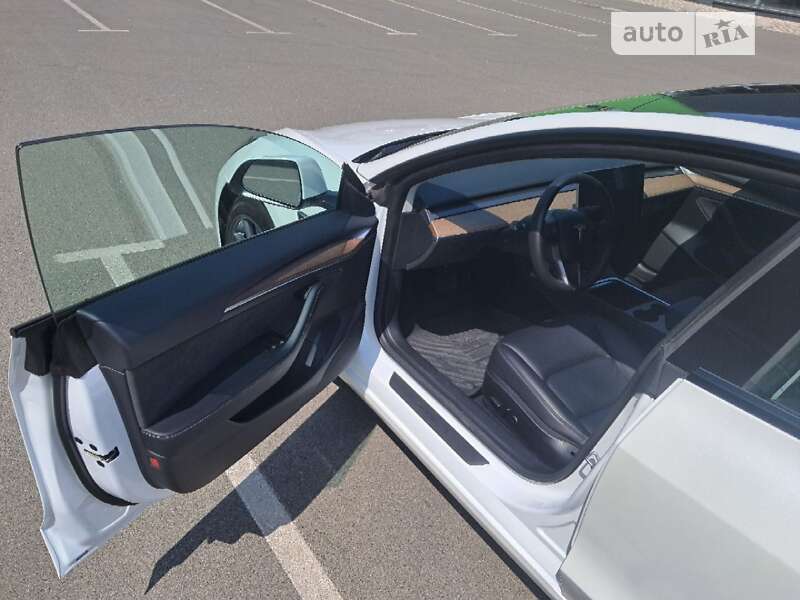 Седан Tesla Model 3 2022 в Києві фото 17 Седан Tesla Model 3 2022 в Києві