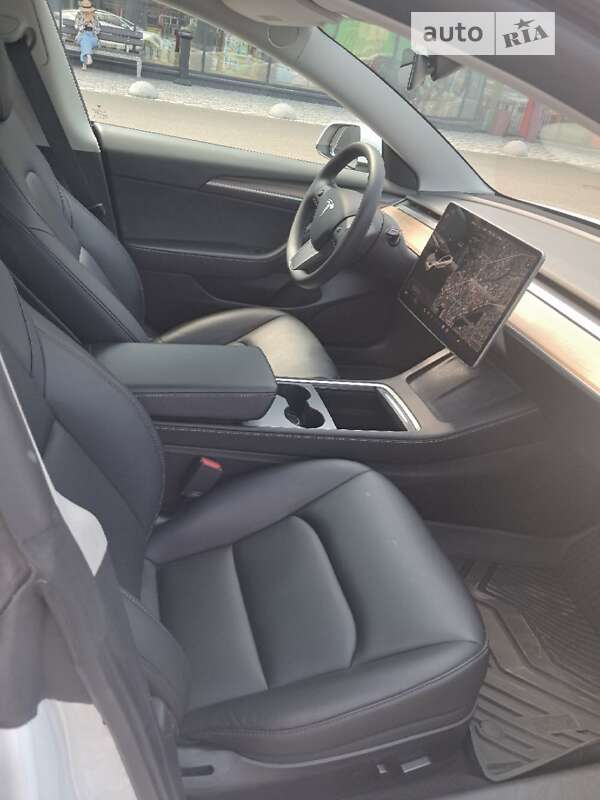 Седан Tesla Model 3 2022 в Києві фото 22 Седан Tesla Model 3 2022 в Києві