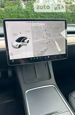 Седан Tesla Model 3 2021 в Дніпрі