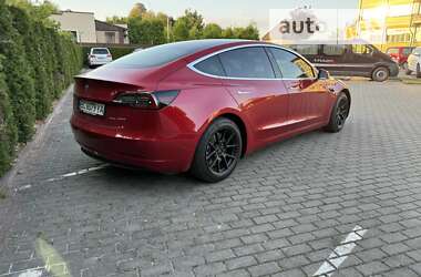 Седан Tesla Model 3 2020 в Львове