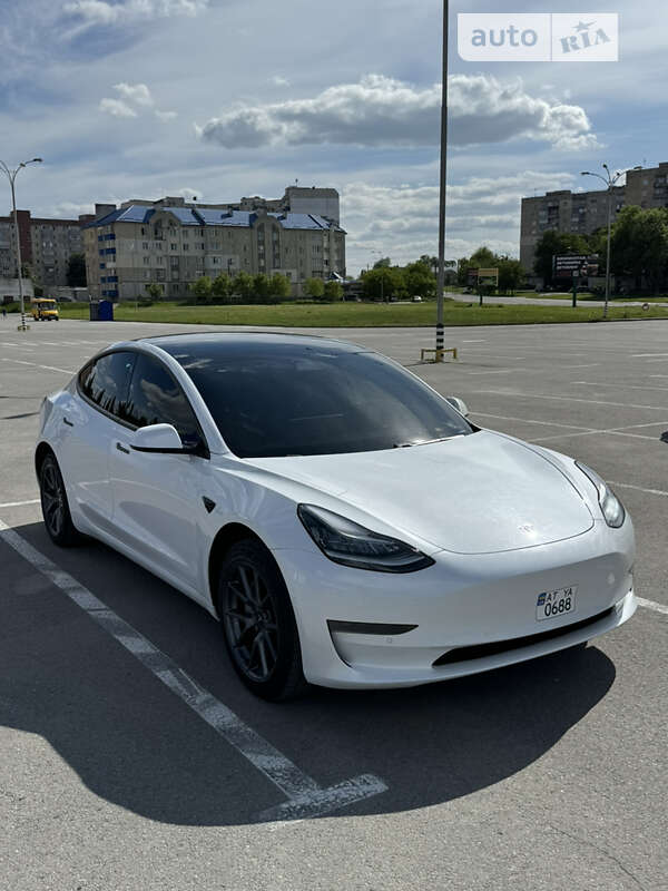 Седан Tesla Model 3 2020 в Каменец-Подольском