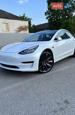 Tesla Model 3 2019