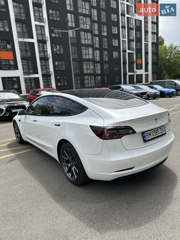 Седан Tesla Model 3 2022 в Києві
