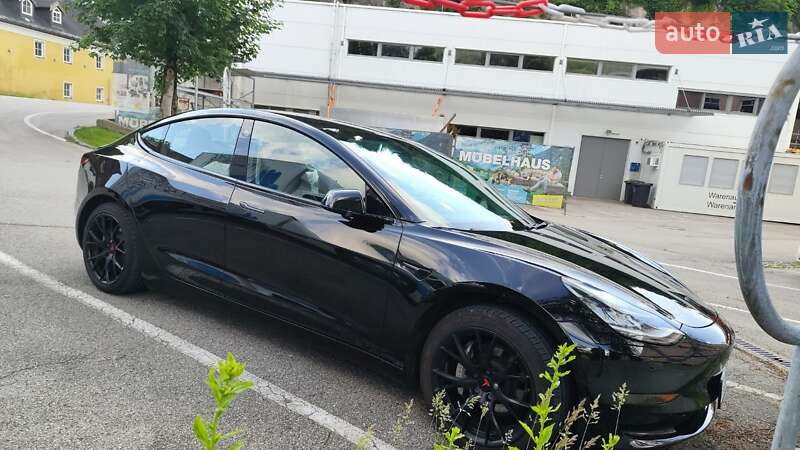 Седан Tesla Model 3 2018 в Днепре