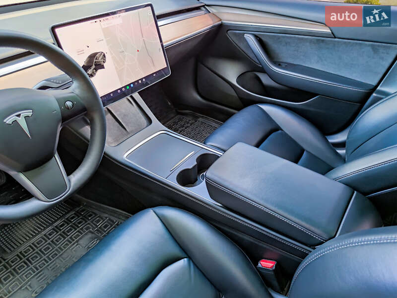 Седан Tesla Model 3 2021 в Киеве фото 31 Седан Tesla Model 3 2021 в Киеве