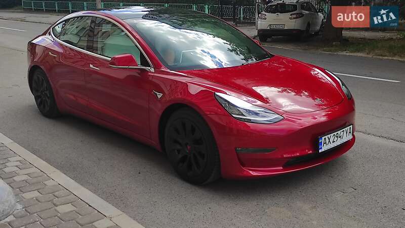 Седан Tesla Model 3 2019 в Харькове