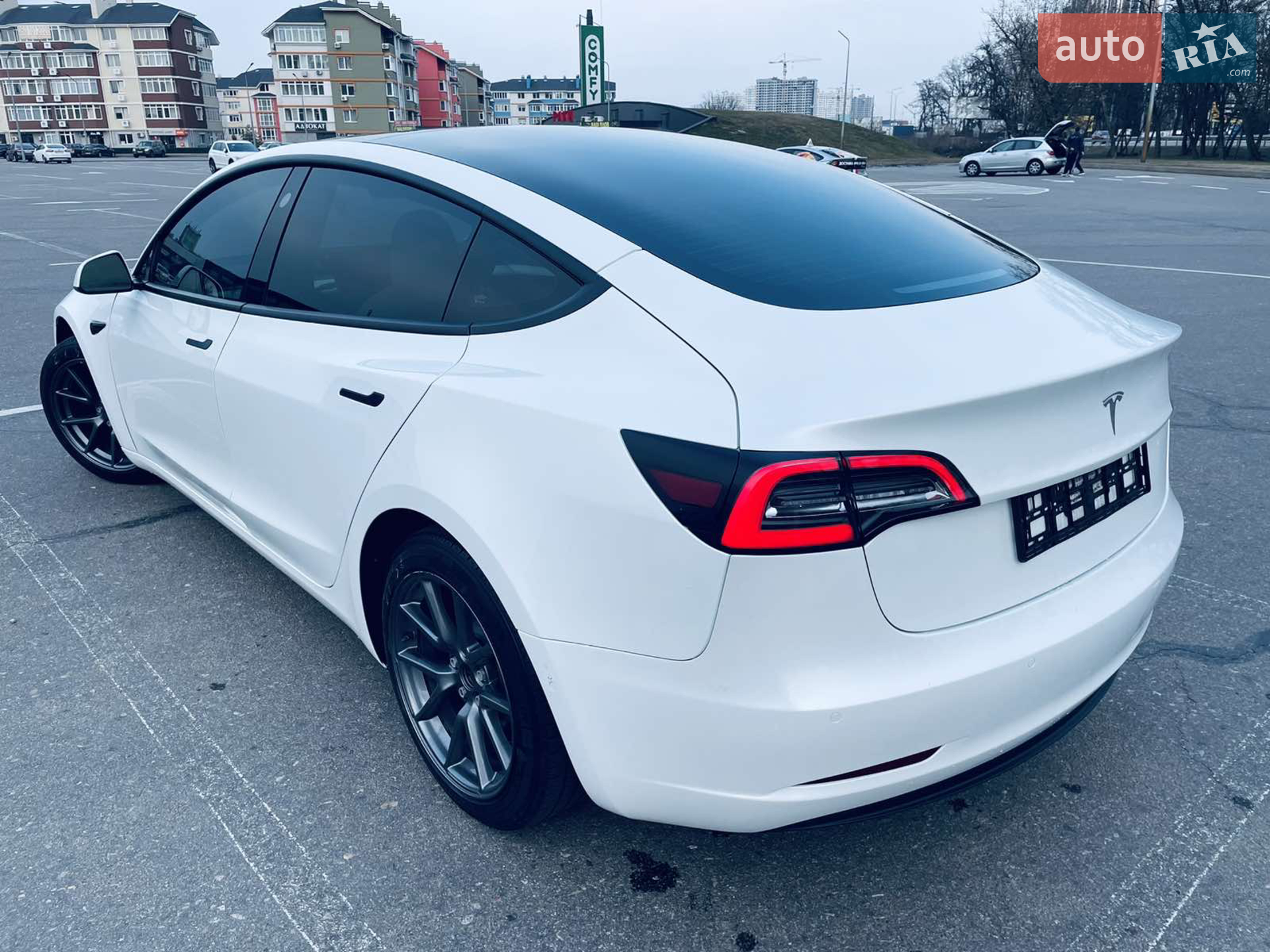 2021 Tesla Model 3 - мініатюра 8