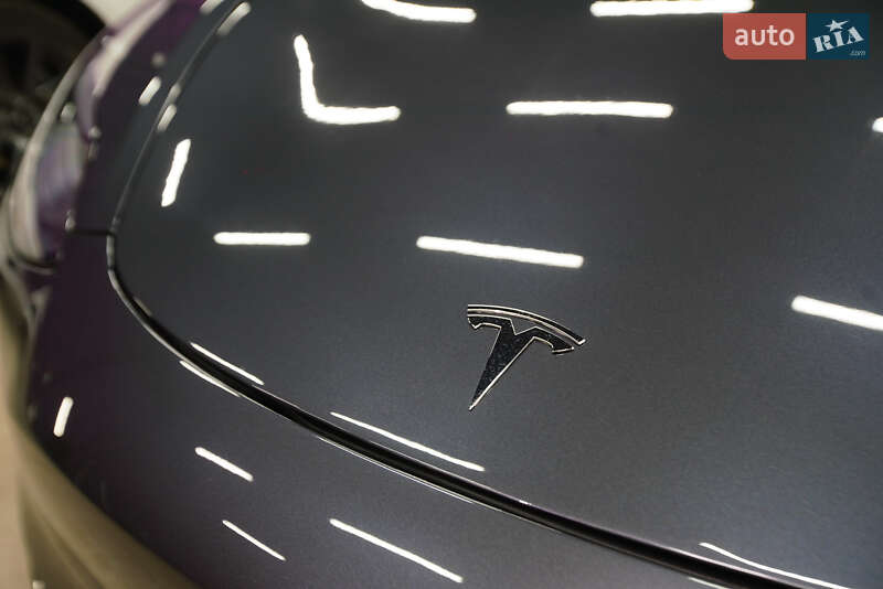 Седан Tesla Model 3 2021 в Полтаві