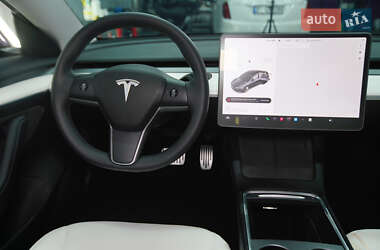 Седан Tesla Model 3 2021 в Полтаві