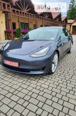 Седан Tesla Model 3 2018 в Ивано-Франковске