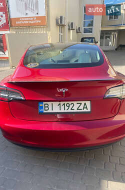 Седан Tesla Model 3 2018 в Полтаве