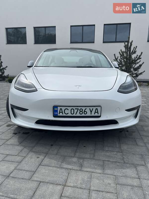 Седан Tesla Model 3 2021 в Луцьку фото 5 Седан Tesla Model 3 2021 в Луцьку