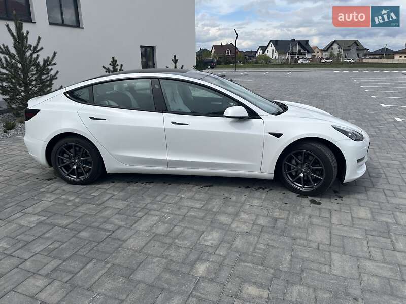 Седан Tesla Model 3 2021 в Луцьку фото 9 Седан Tesla Model 3 2021 в Луцьку