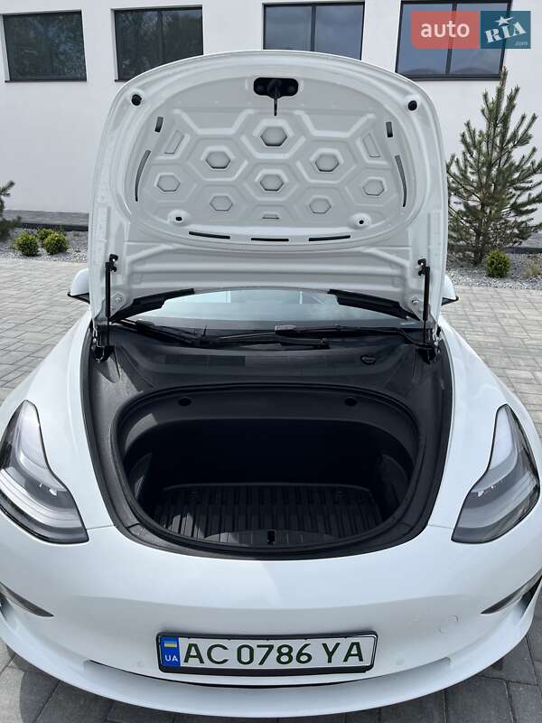 Седан Tesla Model 3 2021 в Луцьку фото 27 Седан Tesla Model 3 2021 в Луцьку