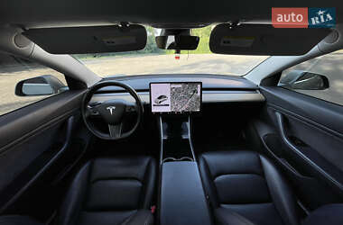 Седан Tesla Model 3 2018 в 