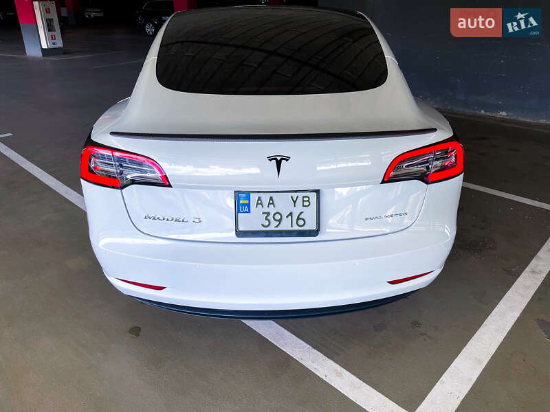 Седан Tesla Model 3 2018 в Киеве фото 4 Седан Tesla Model 3 2018 в Киеве