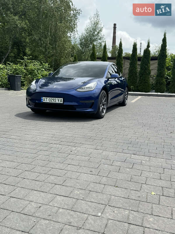 Tesla Model 3 2019