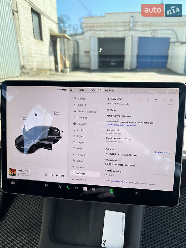 Седан Tesla Model 3 2022 в Києві
