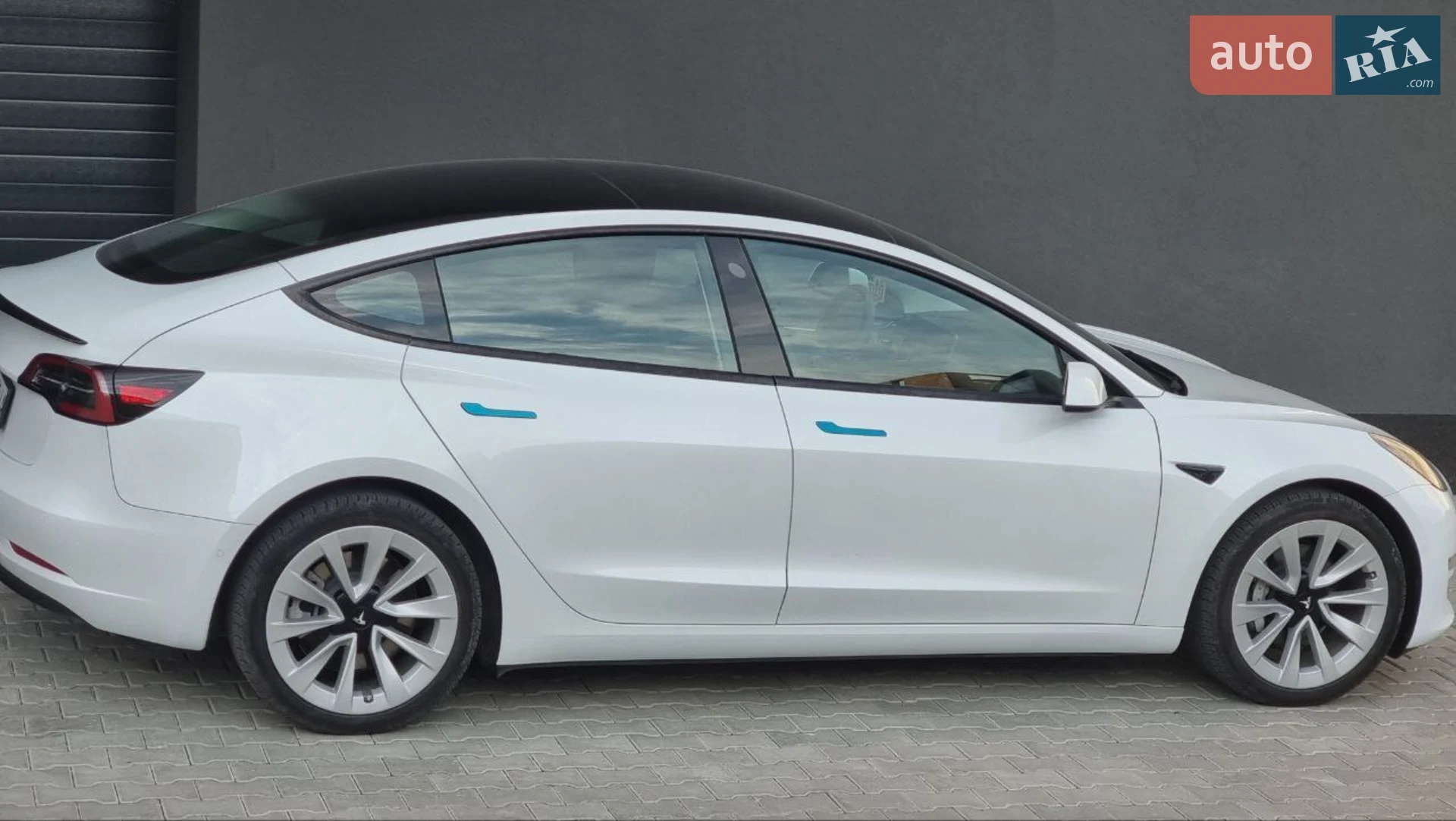 2022 Tesla Model 3 - мініатюра 3