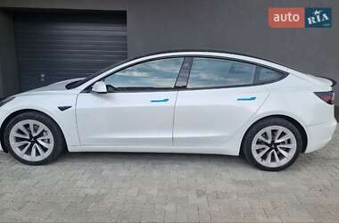 Седан Tesla Model 3 2022 в Хмельницком