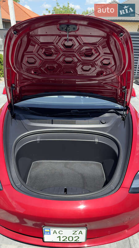 Седан Tesla Model 3 2018 в Луцке фото 11 Седан Tesla Model 3 2018 в Луцке
