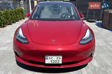 Tesla Model 3 2018
