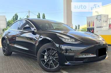 Седан Tesla Model 3 2019 в Николаеве