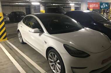 Tesla Model 3 2019 Tesla Model 3 2019