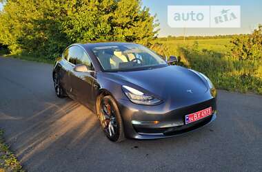 Седан Tesla Model 3 2018 в Тернополі