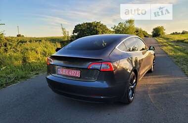 Седан Tesla Model 3 2018 в Тернополі