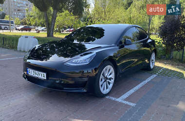 Седан Tesla Model 3 2022 в Киеве