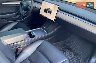 Седан Tesla Model 3 2022 в Киеве