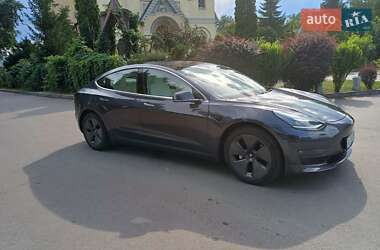 Tesla Model 3 2018