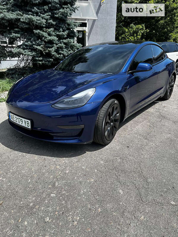 Tesla Model 3 2022