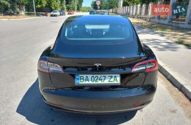 Седан Tesla Model 3 2019 в Кропивницком