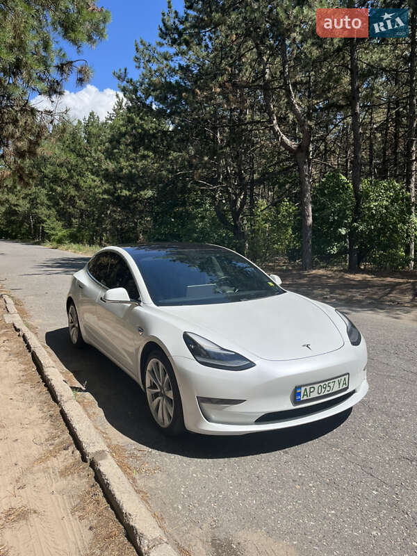 Седан Tesla Model 3 2019 в Запорожье