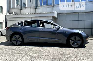 Седан Tesla Model 3 2018 в Днепре