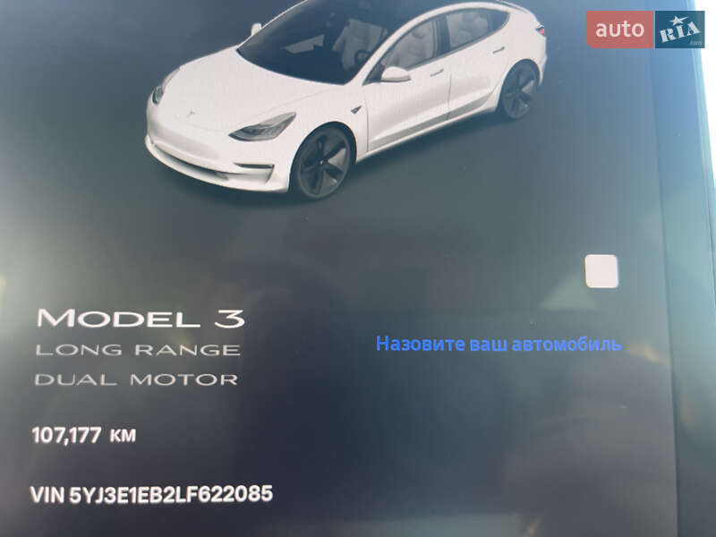 Седан Tesla Model 3 2019 в Львове