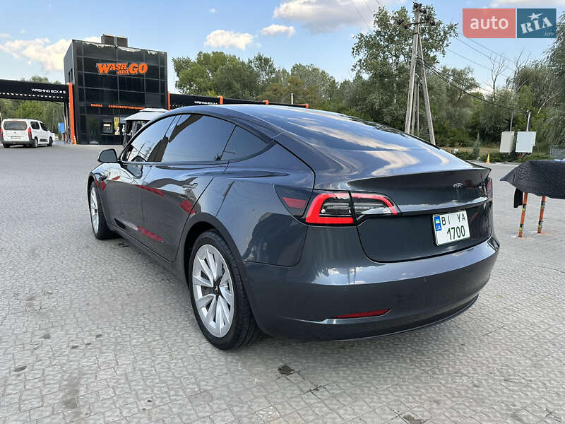 Седан Tesla Model 3 2020 в Полтаве