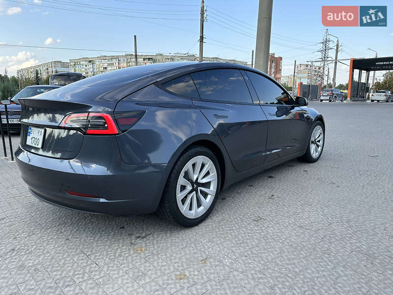 Седан Tesla Model 3 2020 в Полтаве