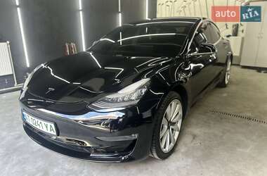 Tesla Model 3 2019