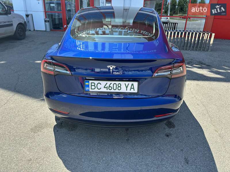Седан Tesla Model 3 2022 в Дніпрі фото 9 Седан Tesla Model 3 2022 в Дніпрі