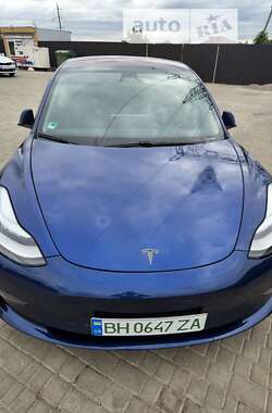 Седан Tesla Model 3 2018 в Одесі