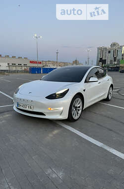 Седан Tesla Model 3 2021 в Одессе