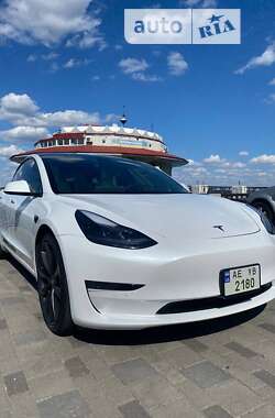 Седан Tesla Model 3 2021 в Днепре